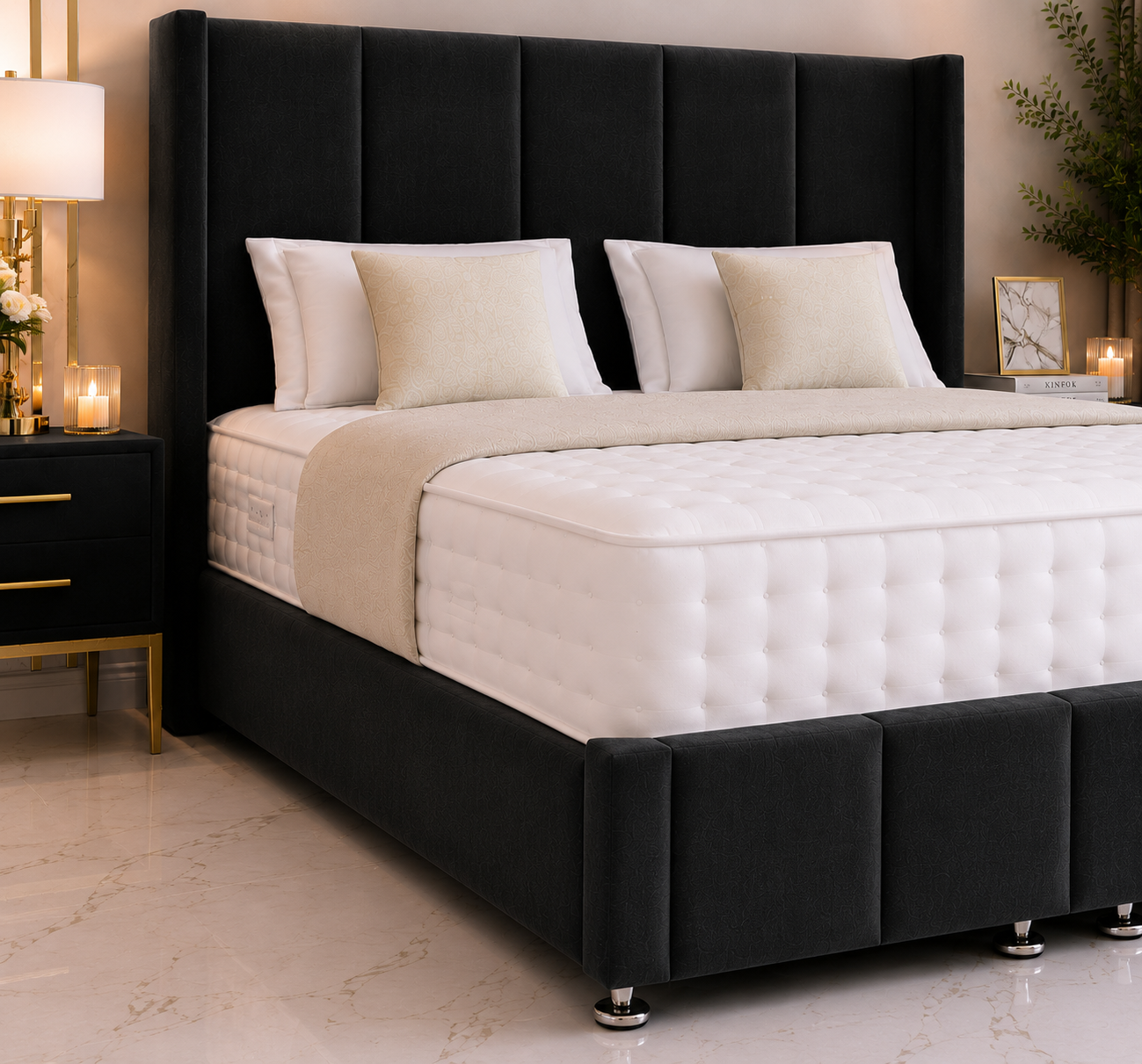 Lit ottoman Asuka Wing avec pied de lit et tête de lit sur pied