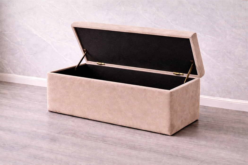 Leonardo Ottoman Plush Box