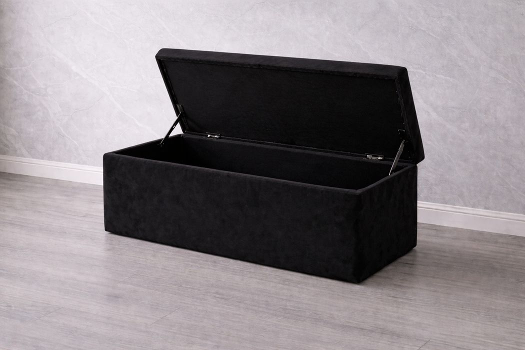 Leonardo Ottoman Plush Box