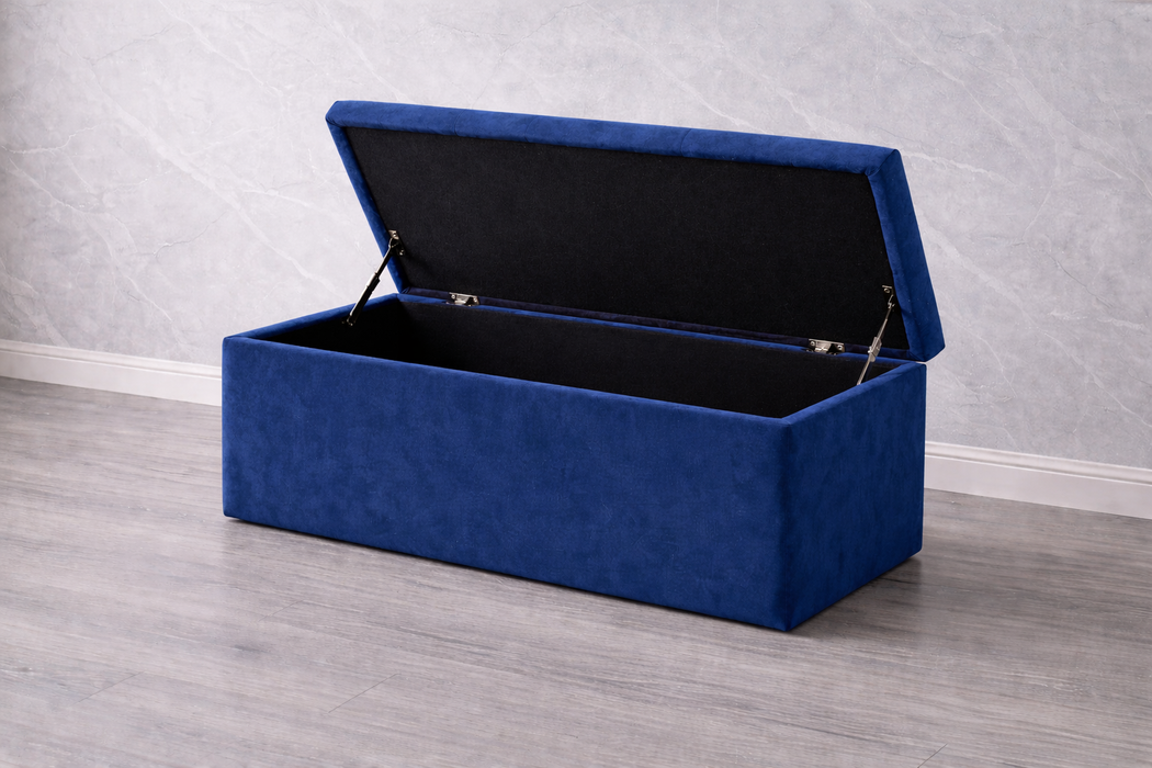 Leonardo Ottoman Plush Box