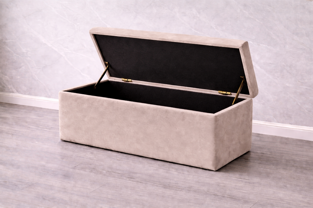 Leonardo Ottoman Plush Box