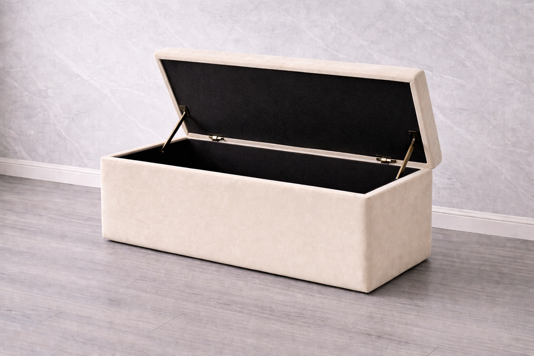 Leonardo Ottoman Plush Box