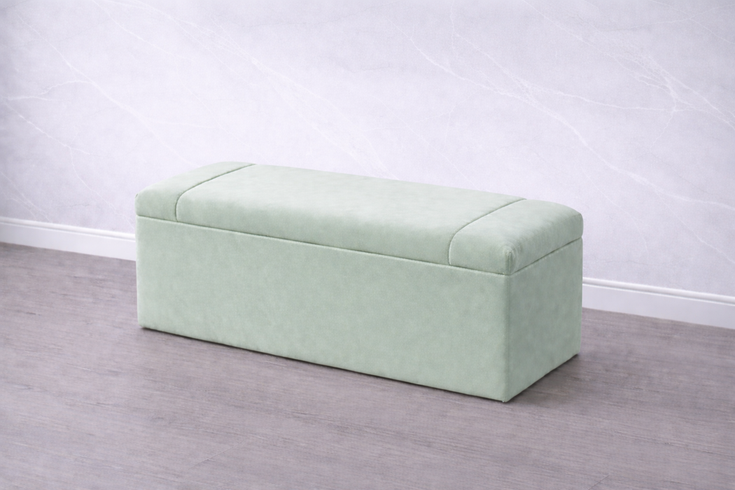 Leo Ottoman Plush Box