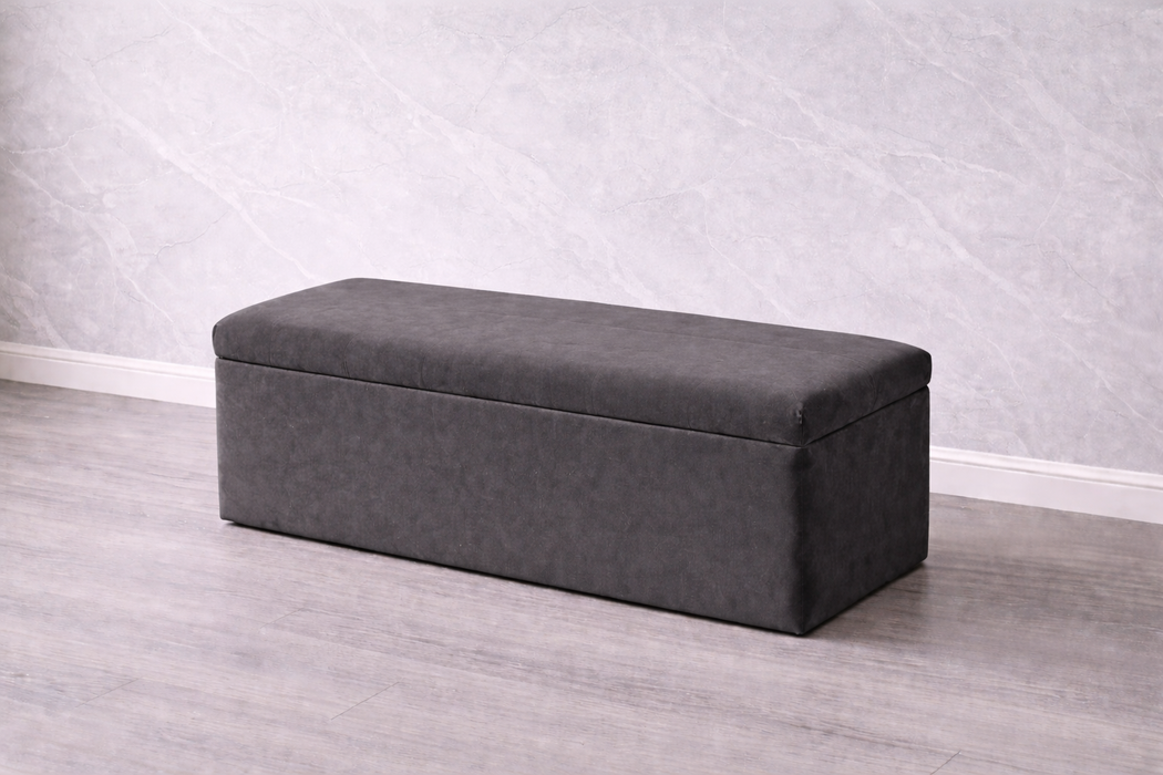 Leonardo Ottoman Plush Box