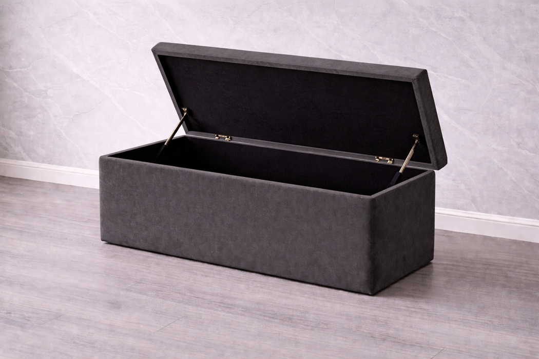 Leonardo Ottoman Plush Box