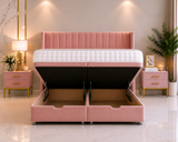 Lit ottoman Lancelot avec tête de lit sur pied