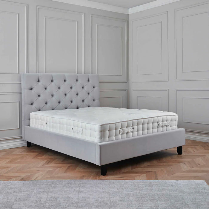 Rin Chesterfield Sleigh Bed