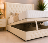 Lit ottoman Monroe Chesterfield avec pied de lit