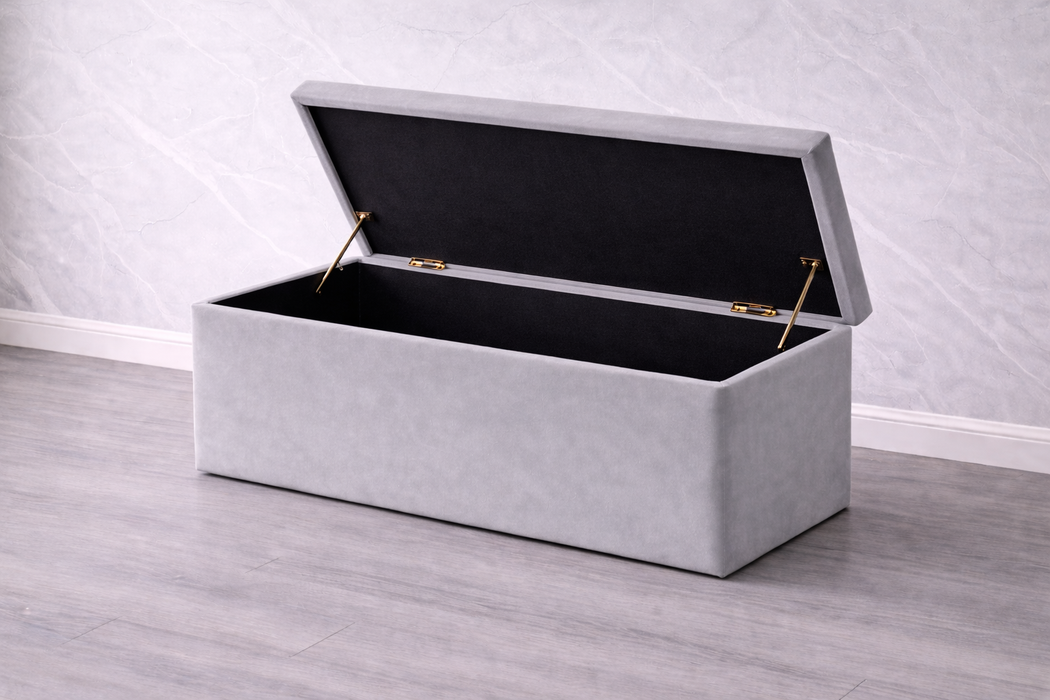 Leonardo Ottoman Plush Box
