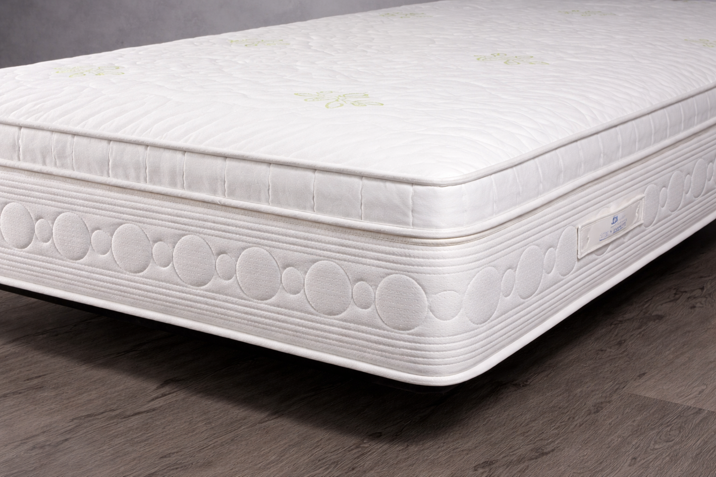 Aloe Vera Pillowbox Top Memory Open Coil Sprung Mattress