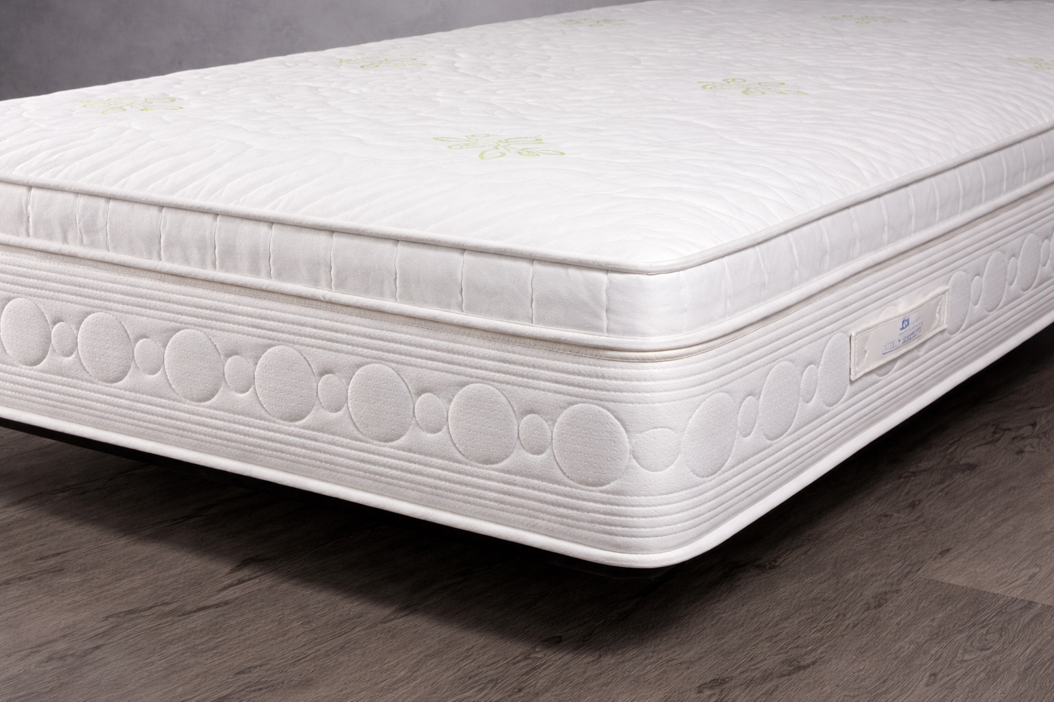 Aloe Vera Pillowbox Top Memory Open Coil Sprung Mattress