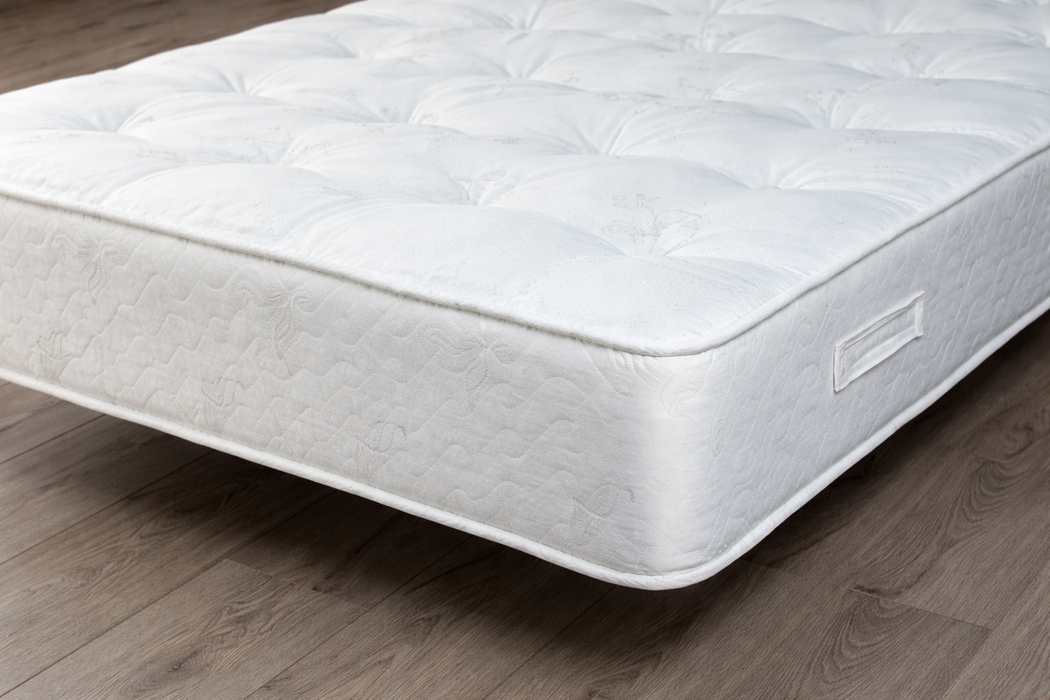 Matras met randgeheugen